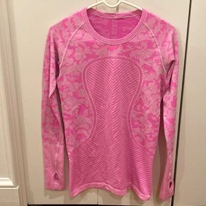 Lululemon long sleeve tee-size 8